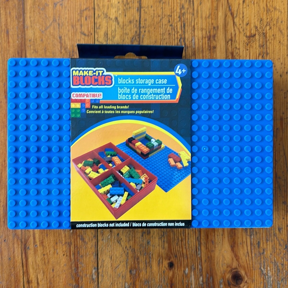 NWT MAKE-IT BLOCKS - Blocks Storage Case - BLUE Lid and RED Container Bottom